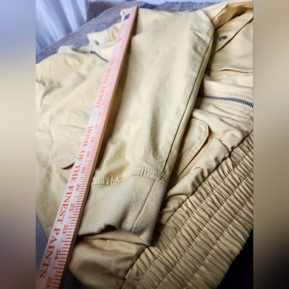 Universal Thread Yellow Cargo Bomber Jacket XXL - Picture 10 of 16